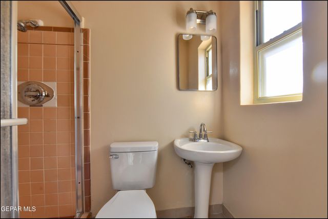 2603 MCKINLEY Avenue, El Paso, TX 79930