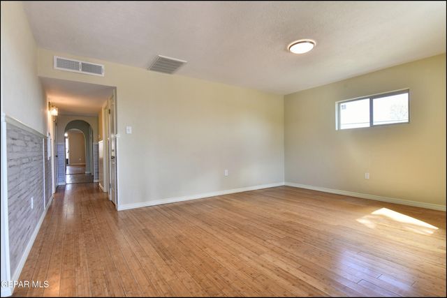 2603 MCKINLEY Avenue, El Paso, TX 79930