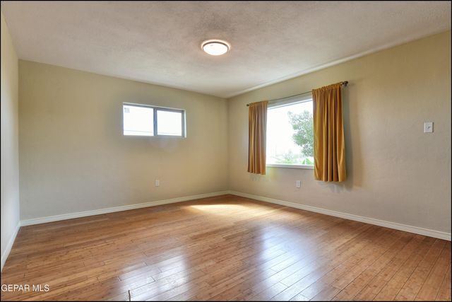 2603 MCKINLEY Avenue, El Paso, TX 79930