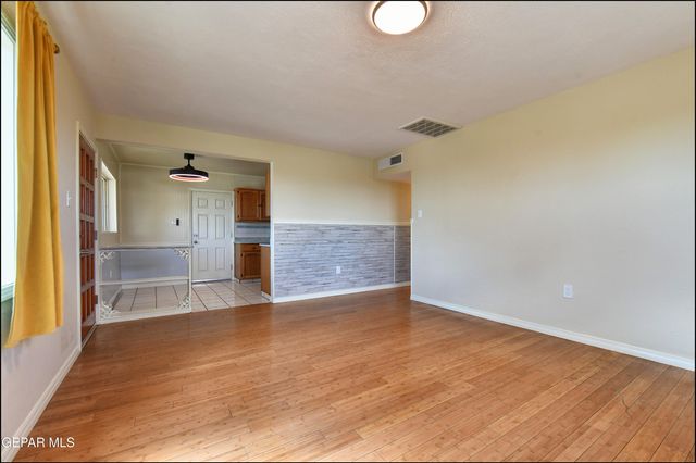 2603 MCKINLEY Avenue, El Paso, TX 79930