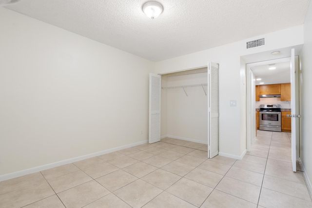 9066 W Atlantic Boulevard 434, Coral Springs, FL 33071
