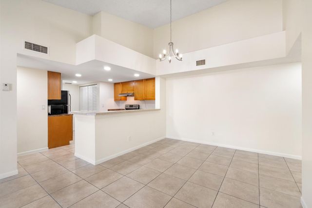 9066 W Atlantic Boulevard 434, Coral Springs, FL 33071