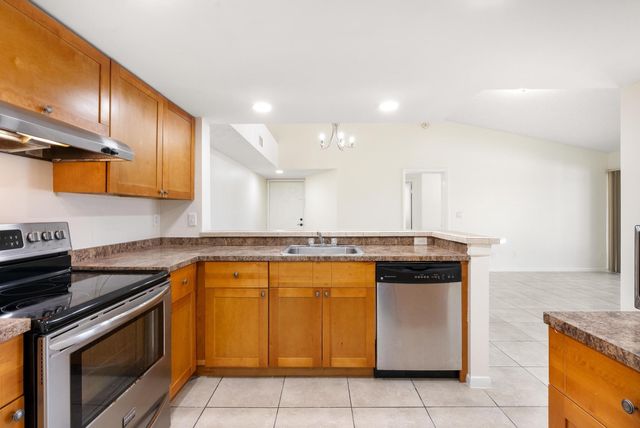 9066 W Atlantic Boulevard 434, Coral Springs, FL 33071