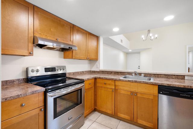 9066 W Atlantic Boulevard 434, Coral Springs, FL 33071