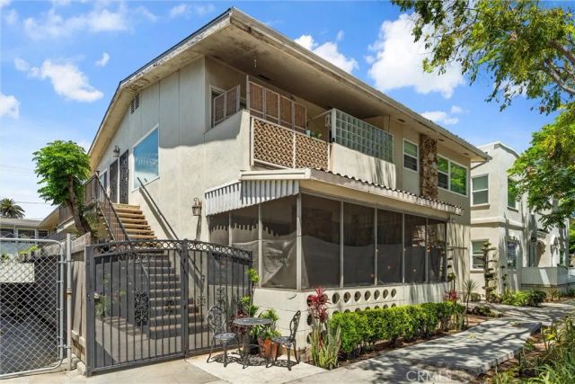 1227 E 1st Street 2C, Long Beach, CA 90802