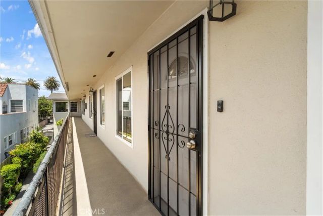 1227 E 1st Street 2C, Long Beach, CA 90802