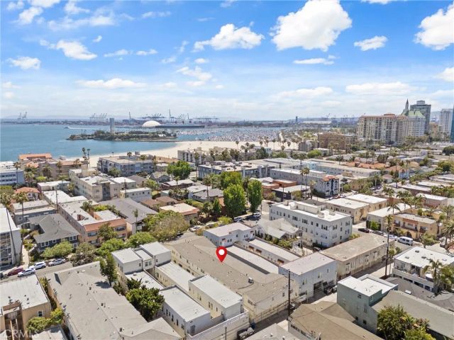 1227 E 1st Street 2C, Long Beach, CA 90802