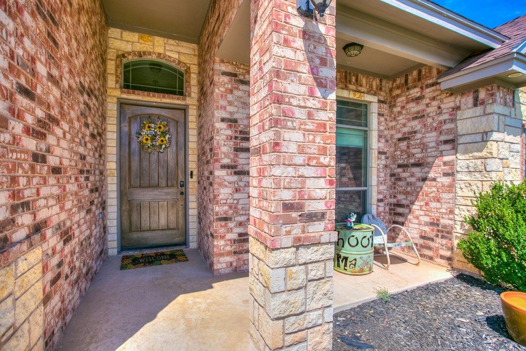 Image 10 of property listing at 3901 Margaret Lane, San Angelo, TX 76904