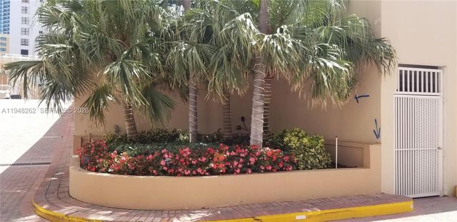 2101 S Ocean Dr 2608, Hollywood, FL 33019