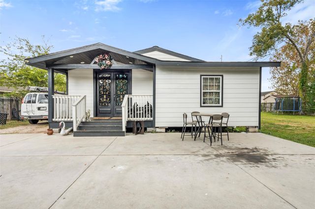 8013 Talton Street, Houston, TX 77028