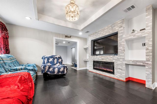 8013 Talton Street, Houston, TX 77028