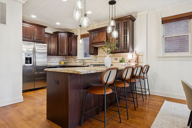 6121 N Winthrop Avenue 1S, Chicago, IL 60660