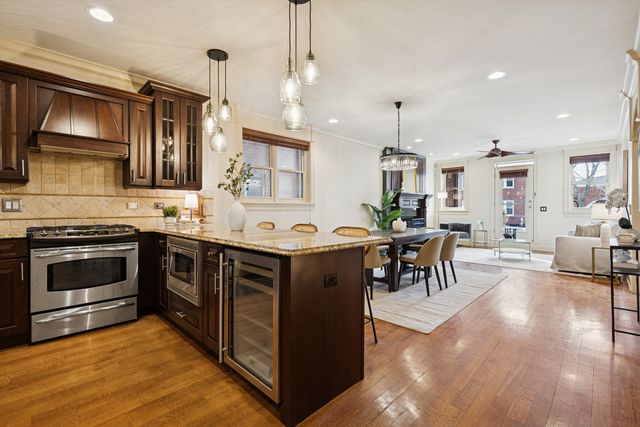 6121 N Winthrop Avenue 1S, Chicago, IL 60660