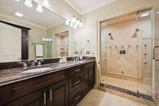 6121 N Winthrop Avenue 1S, Chicago, IL 60660