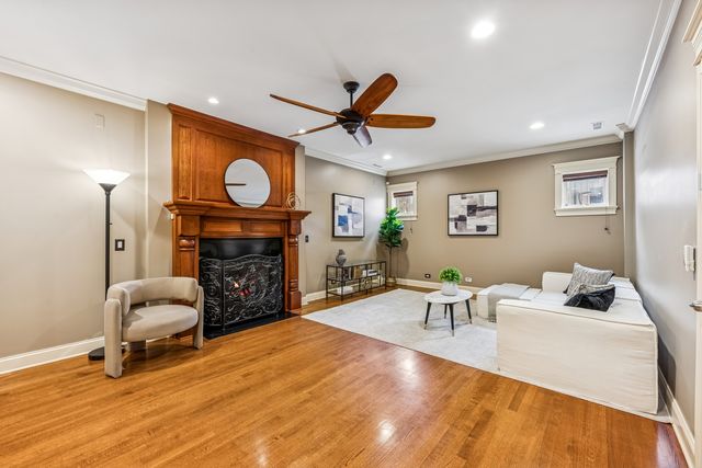 6121 N Winthrop Avenue 1S, Chicago, IL 60660