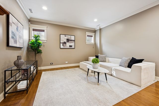 6121 N Winthrop Avenue 1S, Chicago, IL 60660