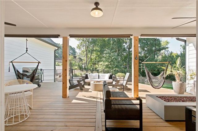292 Arnold Mill Road, Woodstock, GA 30188