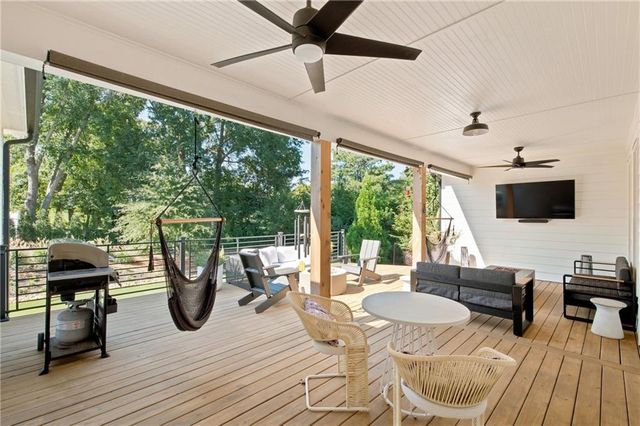 292 Arnold Mill Road, Woodstock, GA 30188