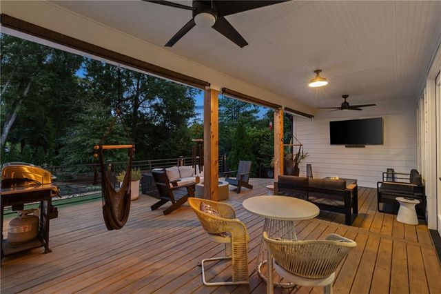 292 Arnold Mill Road, Woodstock, GA 30188