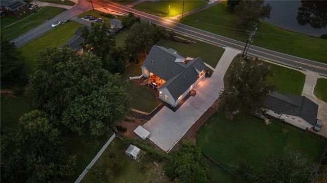 292 Arnold Mill Road, Woodstock, GA 30188
