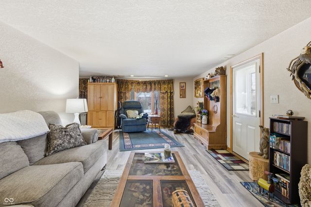 7600 N Old State Road 67, Mooresville, IN 46158