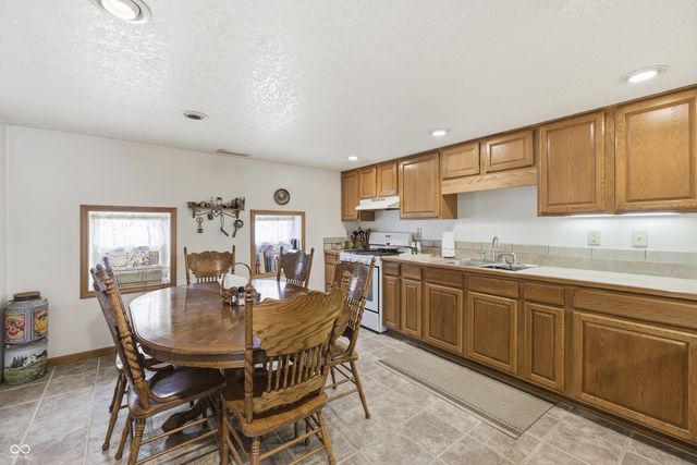 7600 N Old State Road 67, Mooresville, IN 46158