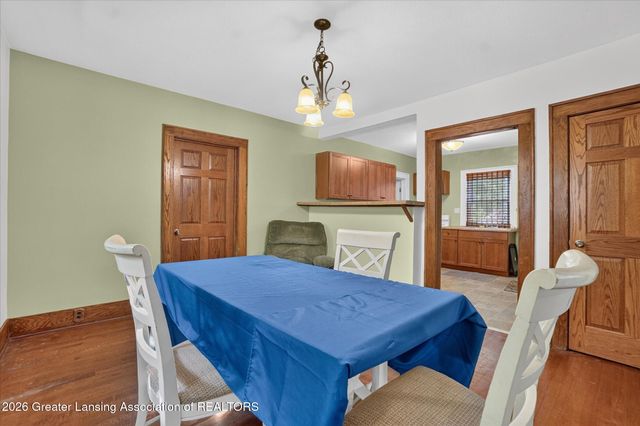 1219 Moores River Drive, Lansing, MI 48910