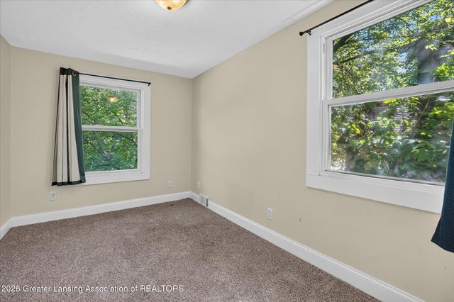 1219 Moores River Drive, Lansing, MI 48910