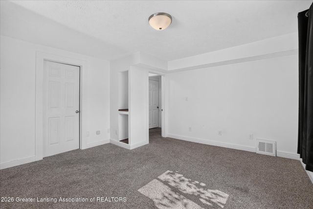 1219 Moores River Drive, Lansing, MI 48910