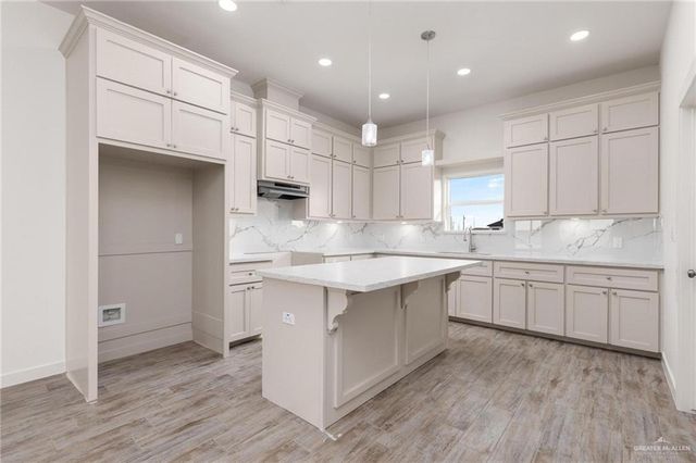 349 Barcelona Street, Donna, TX 78537