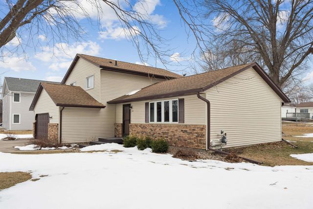 114 Parkgate Road, Cedar Falls, IA 50613