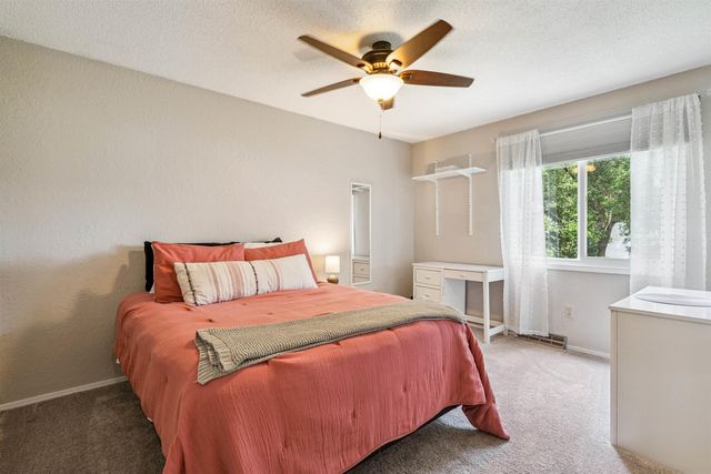 114 Parkgate Road, Cedar Falls, IA 50613