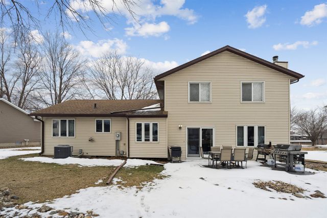 114 Parkgate Road, Cedar Falls, IA 50613