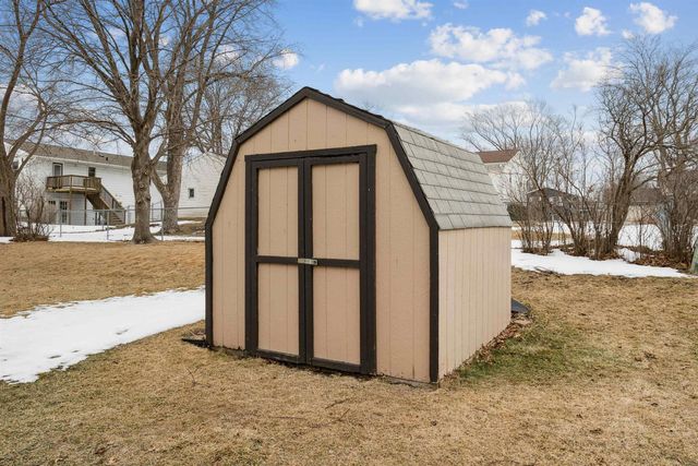 114 Parkgate Road, Cedar Falls, IA 50613