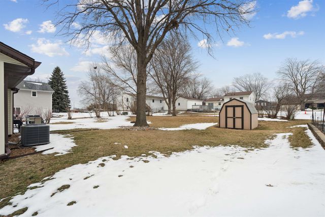 114 Parkgate Road, Cedar Falls, IA 50613