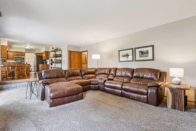 114 Parkgate Road, Cedar Falls, IA 50613