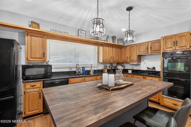 3909 SAN BERNADO Drive, Jacksonville, FL 32217