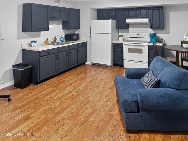 3909 SAN BERNADO Drive, Jacksonville, FL 32217