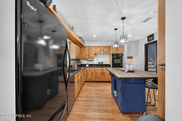 3909 SAN BERNADO Drive, Jacksonville, FL 32217