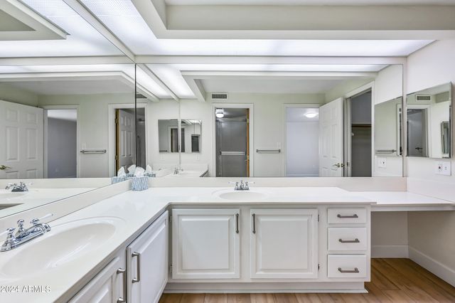 17404 N 99TH Avenue 338, Sun City, AZ 85373