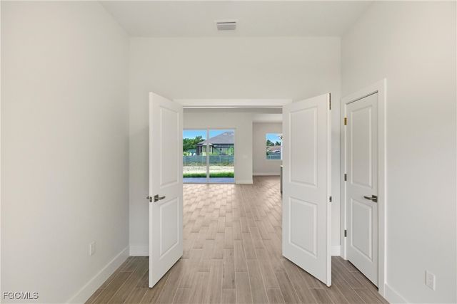 707 McKinley AVE, Lehigh Acres, FL 33972