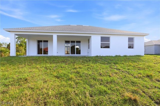 707 McKinley AVE, Lehigh Acres, FL 33972