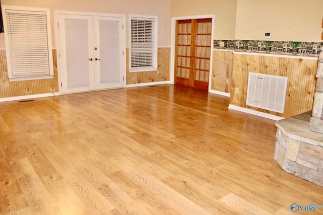 314 Star Point Road, Guntersville, AL 35976