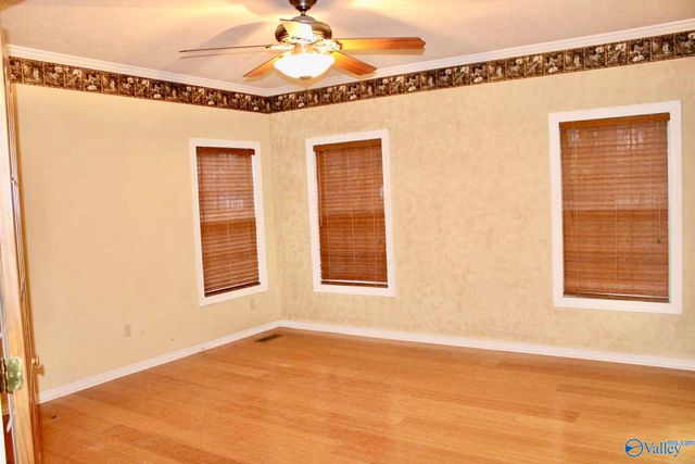 314 Star Point Road, Guntersville, AL 35976