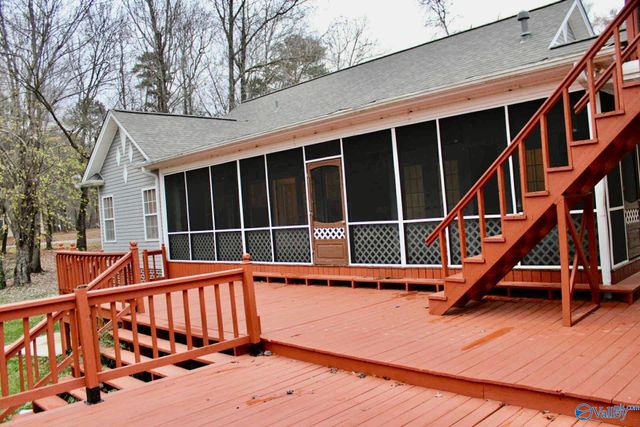 314 Star Point Road, Guntersville, AL 35976