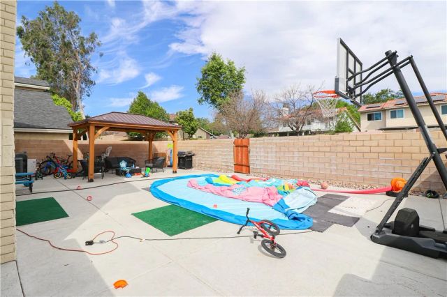 1202 W Cornell, Rialto, CA 92376