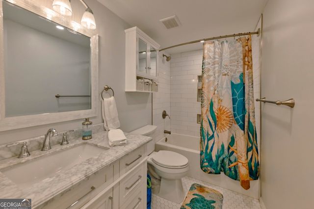 2075 Clairmeade Valley Road NE, Atlanta, GA 30329