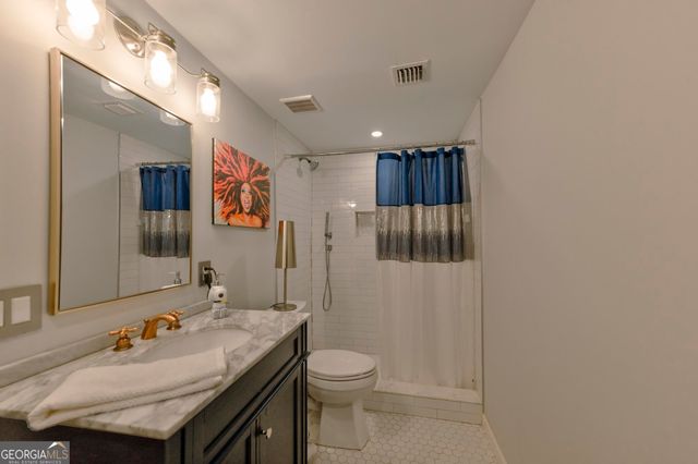 2075 Clairmeade Valley Road NE, Atlanta, GA 30329