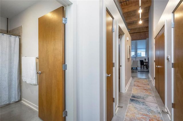 712 Broadway Boulevard 304, Kansas City, MO 64105