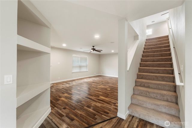 8213 209th Avenue Ct E, Bonney Lake, WA 98391